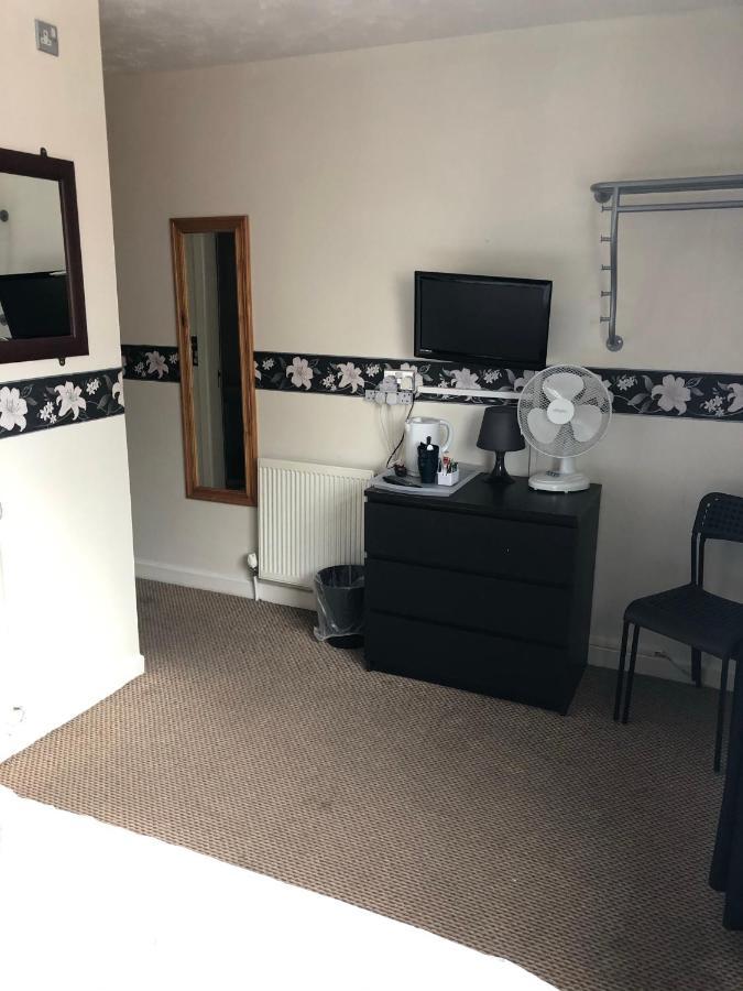 Ultimate Family Guest House Blackpool Kültér fotó
