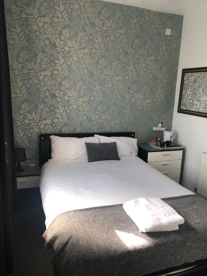 Ultimate Family Guest House Blackpool Kültér fotó
